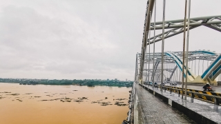 Lũ sông Hồng uy hiếp Hà Nội: Sẵn sàng phương án sơ tán dân