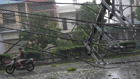 Siêu bão Yagi tàn phá: Miền Bắc mất điện diện rộng, hệ thống hư hại nặng